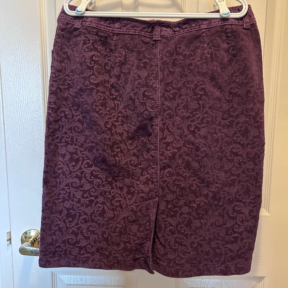 Vintage Corduroy skirt - Picture 2 of 8